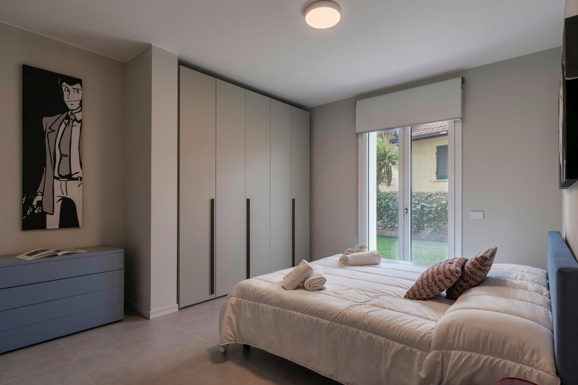 Malvezzi Apartments เดเซนซาโนเดลการ์ดา ภายนอก รูปภาพ