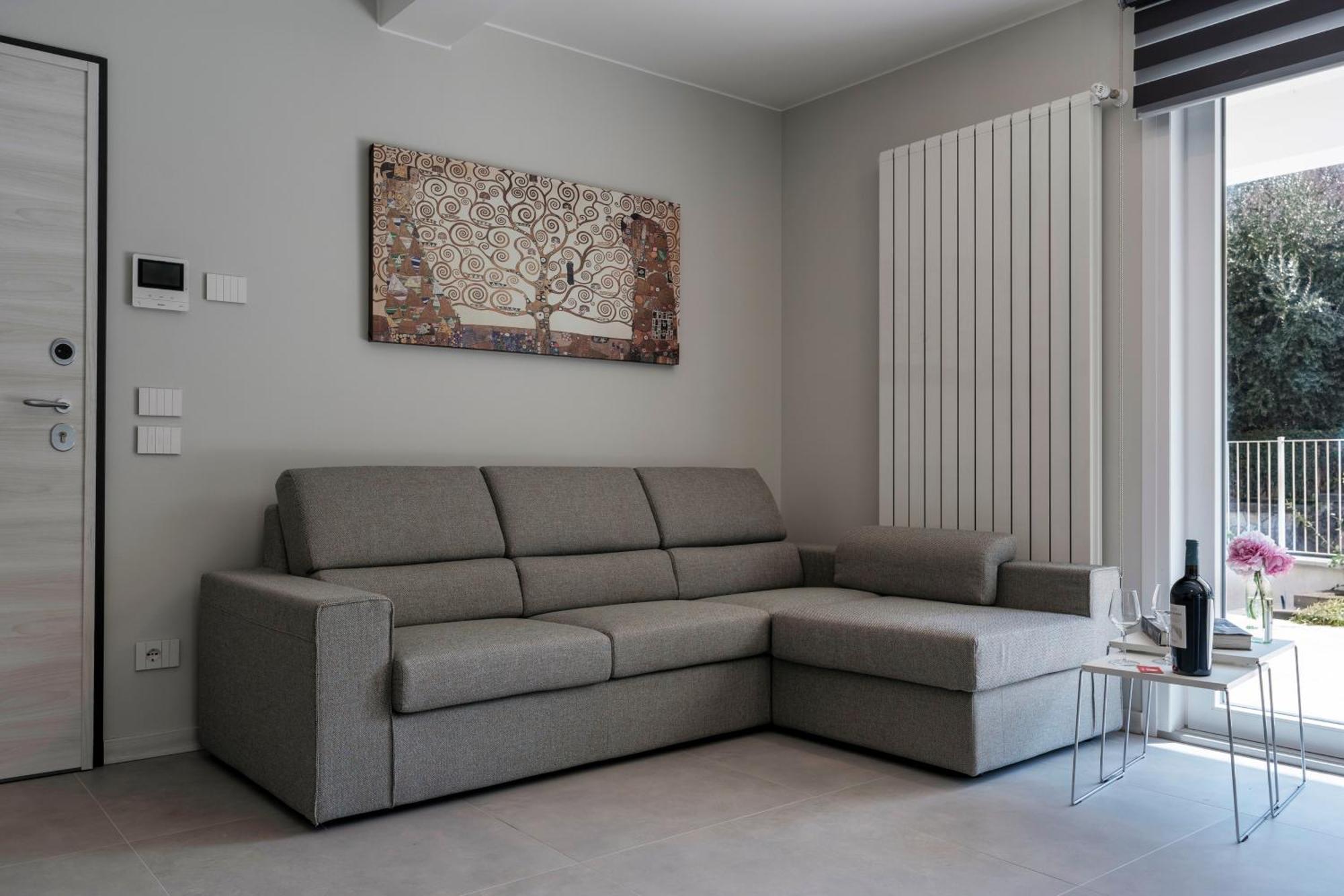 Malvezzi Apartments เดเซนซาโนเดลการ์ดา ภายนอก รูปภาพ